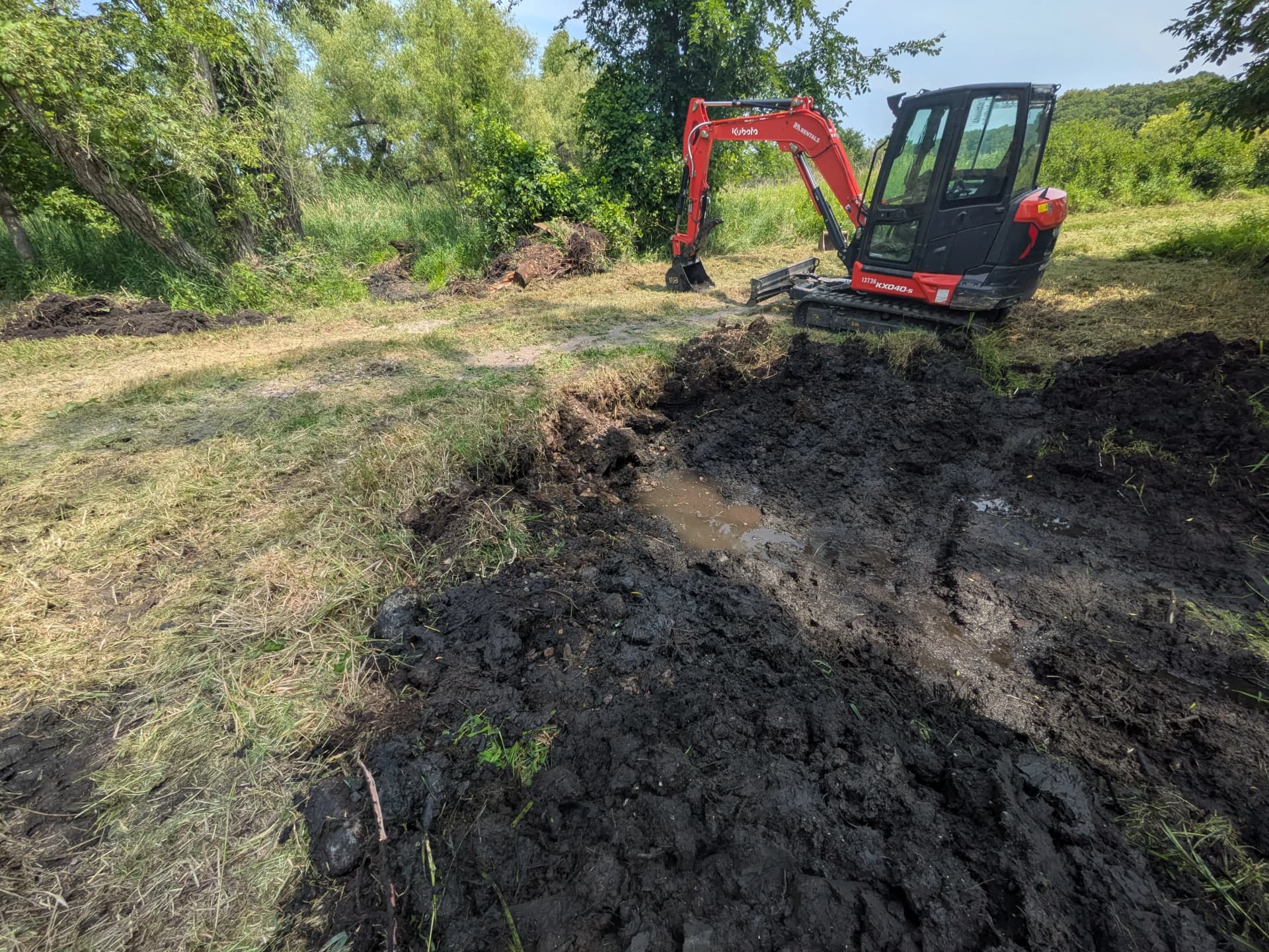 Gallery photos for Collapsed Culvert Repair and Drainage Fix Near New London-Spicer: Image #1